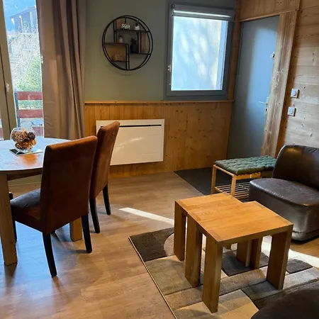 Cosy A La Montagne Apartment